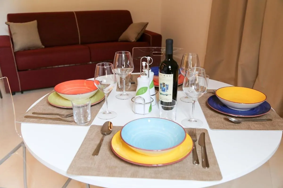 Exclusive Apartment Five Minutes From The Sea ナポリ