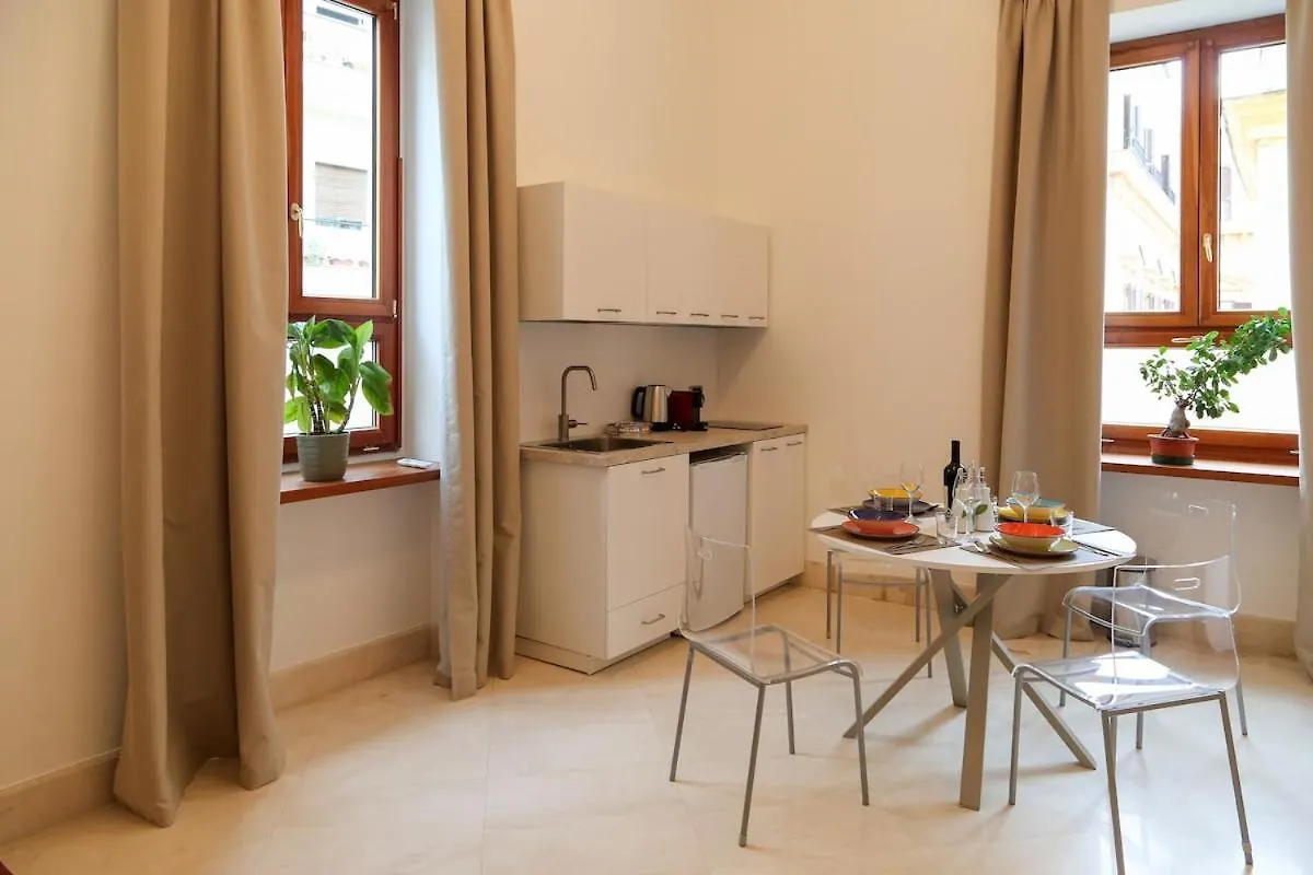Exclusive Apartment Five Minutes From The Sea ナポリ 0*,